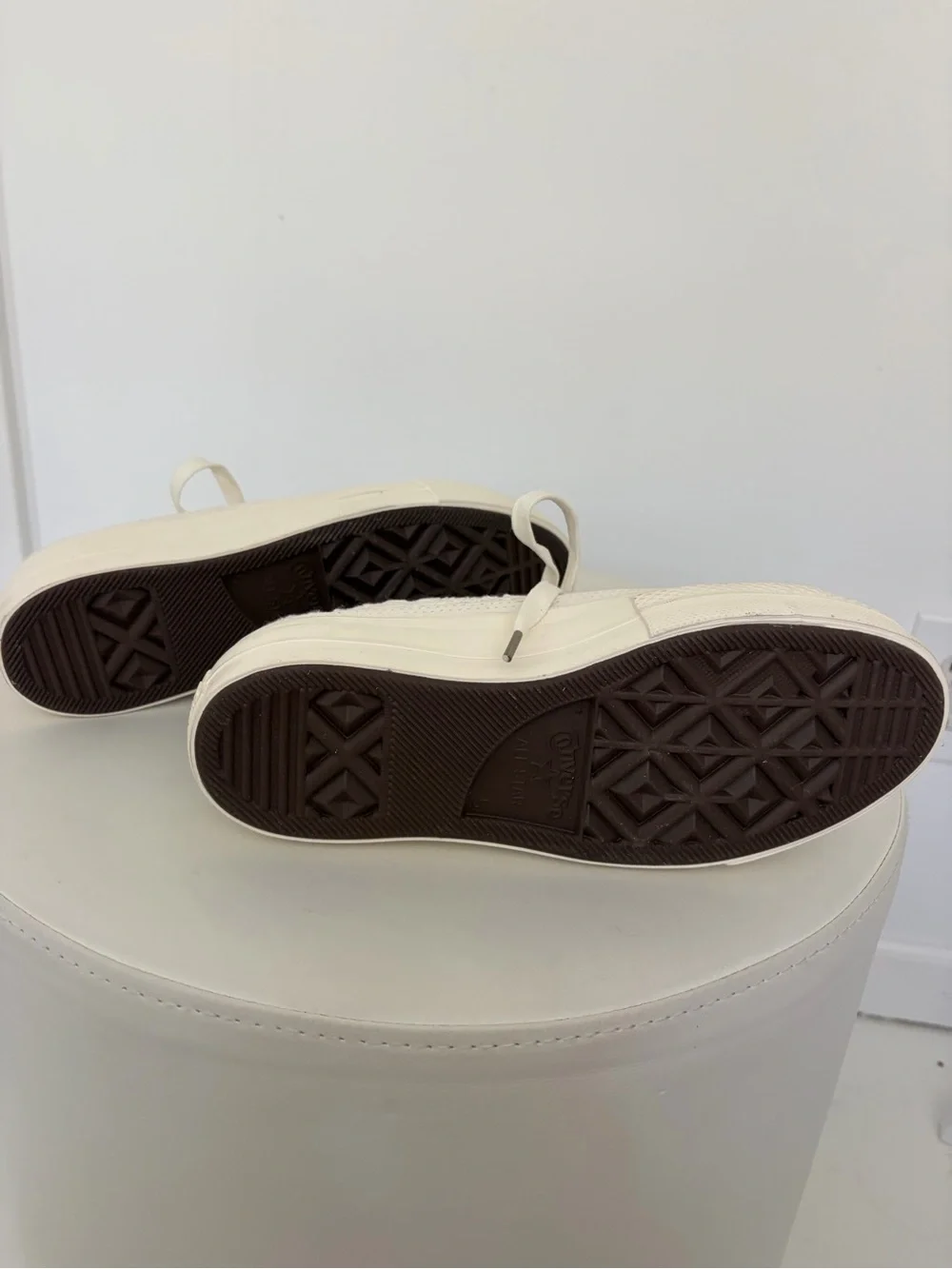 NWT Converse Women’s Platform Lace-Up Sneakers in Off-White